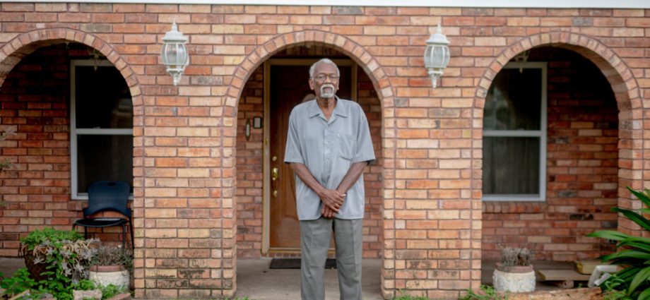 gulf-south-residents-and-green-groups-sue-the-traitor-and-epa-over-toxic-air-pollution-exemptions