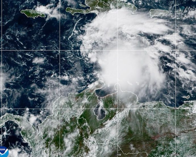 tropical-storm-melissa-takes-aim-at-caribbean,-islands-on-alert