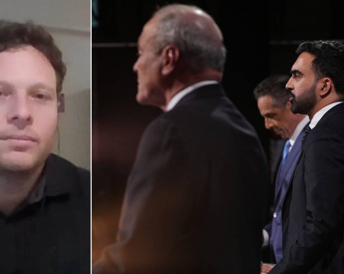 “fascism-or-genocide”-author-ross-barkan-on-nyc-mayoral-race,-mamdani’s-rise,-socialism-&-more