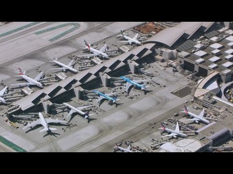sec.-duffy-says-air-traffic-controllers-under-‘unacceptable’-pressure-|-newsnation-now