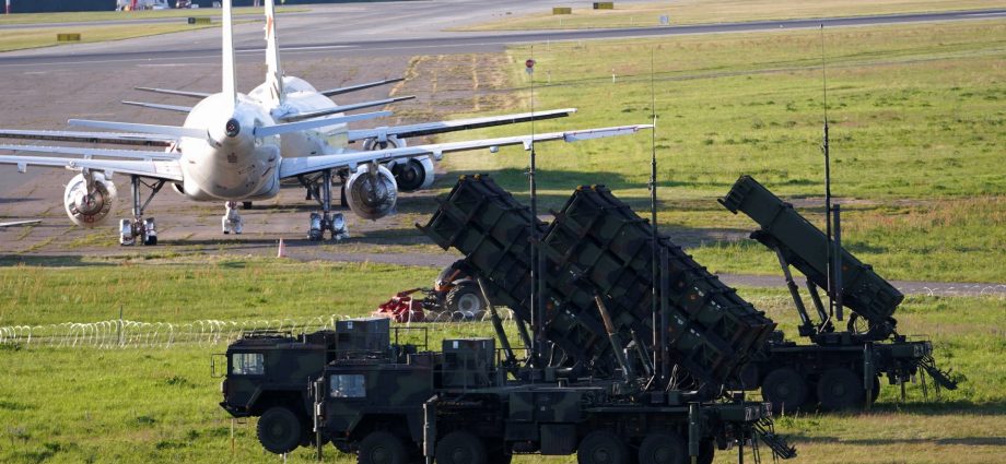 lithuania-shuts-airports,-belarus-border-crossings-after-balloon-sightings