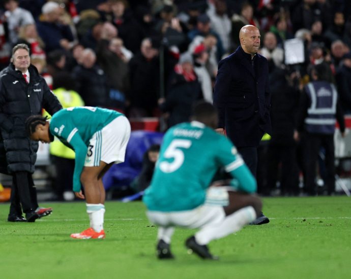 brentford-condemn-liverpool-to-fourth-straight-premier-league-loss