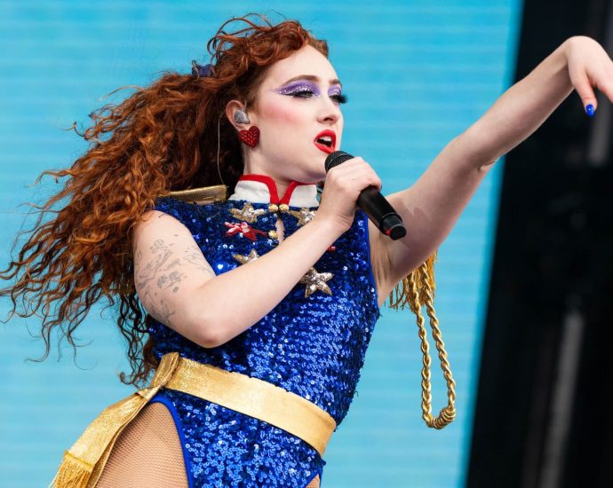 chappell-roan-launches-the-midwest-princess-project-to-support-trans-youth-and-already-raised-a-huge-amount-of-money