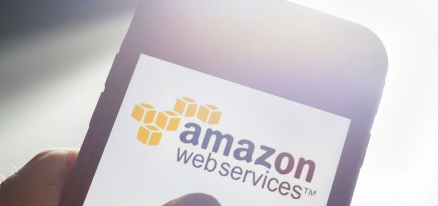 amazon-cloud-outage-resolved-after-downing-dozens-of-major-websites,-apps