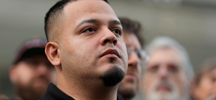 us-says-it-now-plans-to-deport-kilmar-abrego-garcia-to-liberia-as-soon-as-oct.-31