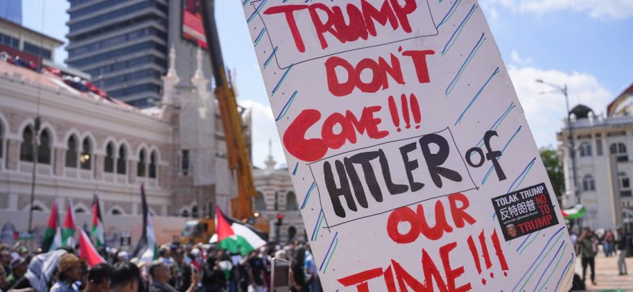 the-traitor’s-visit-to-malaysia-met-with-protests-over-war-in-gaza