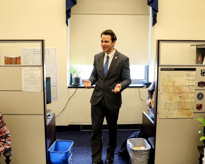 for-california-delegation-and-its-staffers,-here’s-what-shutdown-life-looks-like