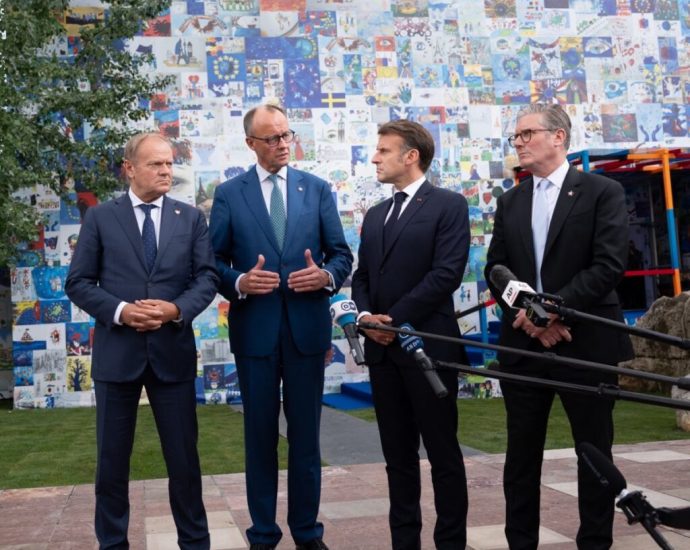 “we-are-talking-about-end-of-illusions-era-in-europe,”-tusk-warns-russia’s-icbm-missiles-now-can-hit-any-european-capital-within-minutes