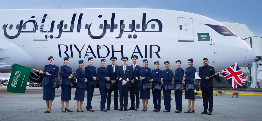 new-boeing-787-operator:-riyadh-air-makes-debut-with-flight-to-heathrow