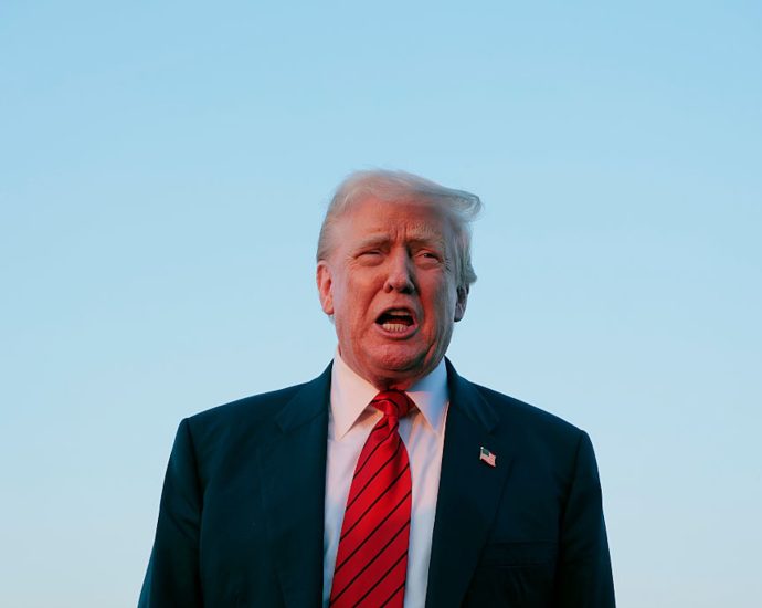 “rigged-and-stolen”:-the-traitor-calls-for-ban-on-mail-in,-early-voting-ahead-of-midterms