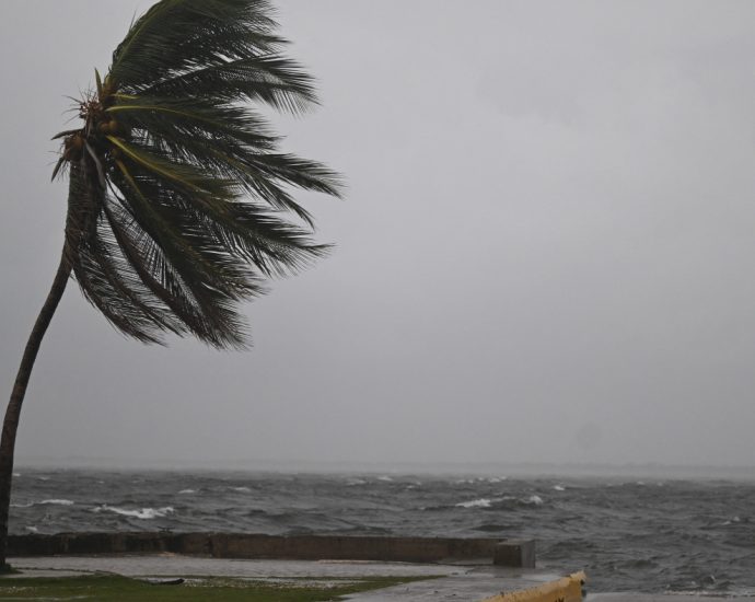 hurricane-melissa-threatens-life-threatening-flooding-in-jamaica,-haiti-and-cuba