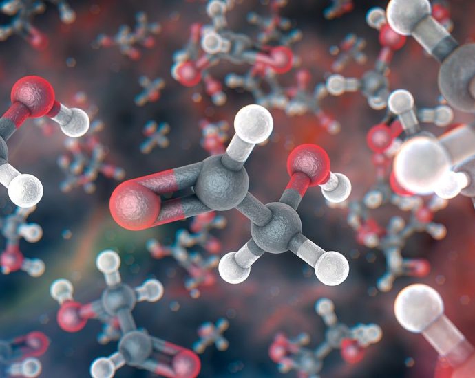 Space radiation can produce some organic molecules detected on icy moons