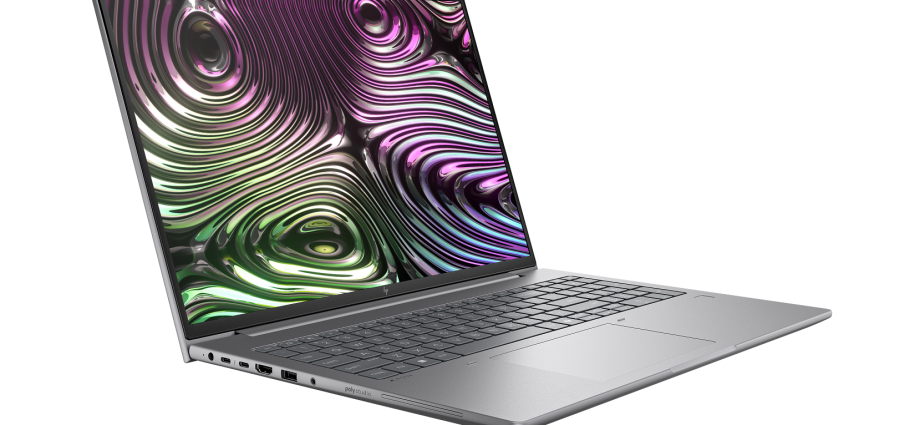 High core temperatures prevent the HP ZBook X G1i 16 from performing even faster