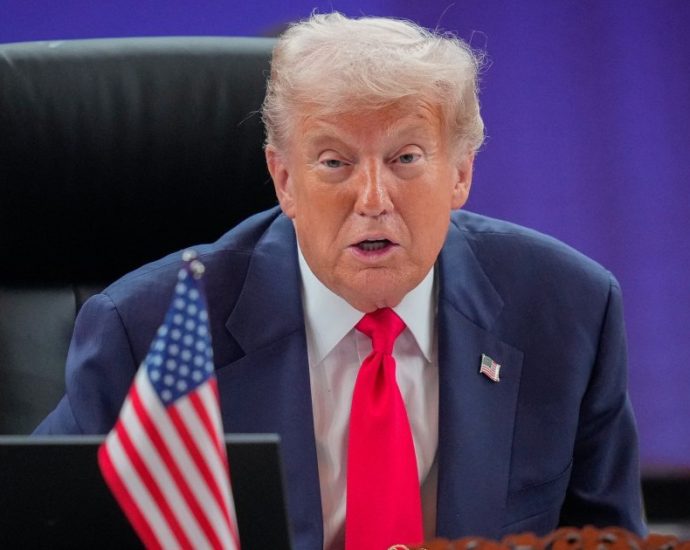 us,-china-hail-progress-in-trade-talks-as-the-traitor-and-xi-set-to-weigh-deal