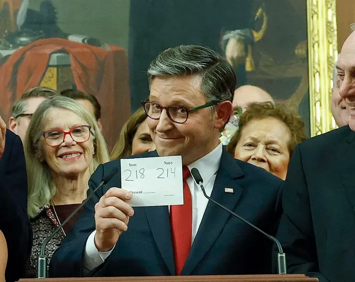 House Republicans Blunt ‘Blue Wave’ Hopes As Democrats Falter In Fundraising