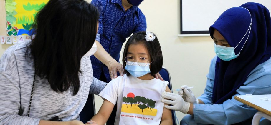 could-covid-19-mrna-vaccines-also-fight-cancer?