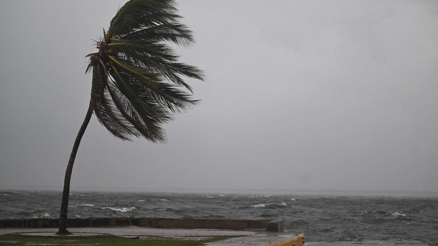 hurricane-melissa-threatens-catastrophic-flooding-in-jamaica,-haiti-and-cuba