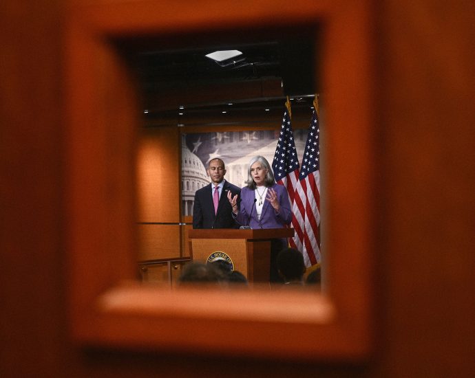 hundreds-of-people-with-‘top-secret’-clearance-exposed-by-house-democrats’-website