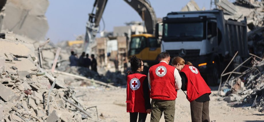 hamas-hands-over-remains-of-captive-as-israeli-drone-strike-kills-two