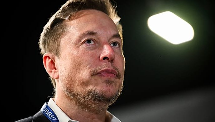 elon-musk-launches-ai-powered-encyclopedia-to-rival-wikipedia?-will-grokipedia-take-off?