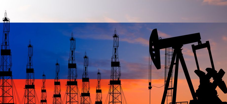 ukraine-calls-for-increased-pressure-on-russian-oil