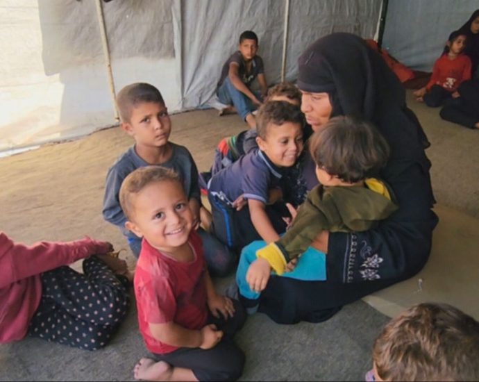 palestinian-grandparents-care-for-36-children-orphaned-by-israel-in-gaza