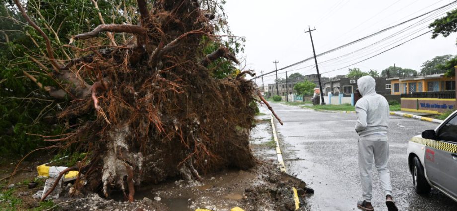 ‘catastrophic’-hurricane-hits-jamaica-as-risk-of-climate-change-fueled-tropical-storms-rises