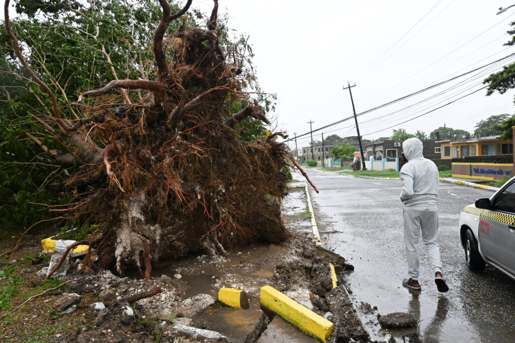 ‘catastrophic’-hurricane-hits-jamaica-as-risk-of-climate-change-fueled-tropical-storms-rises