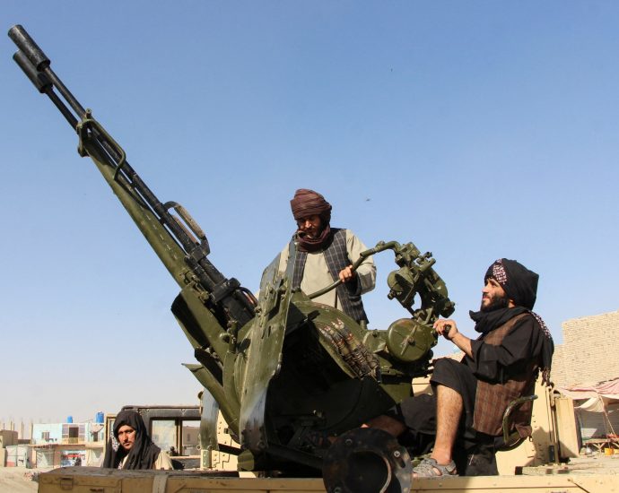 ‘last-ditch-push’:-pakistan-afghanistan-talks-falter-amid-deep-mistrust