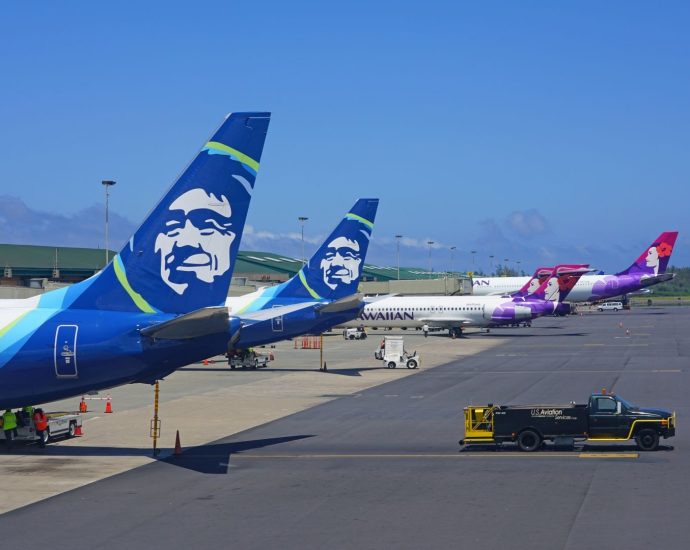 alaska-&-hawaiian-airlines-get-single-operating-certificate:-what-does-it-mean-for-passengers?