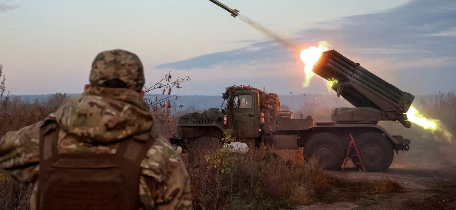 the-traitor-wants-china’s-‘help’-to-deal-with-wartime-russia.-will-he-get-it?