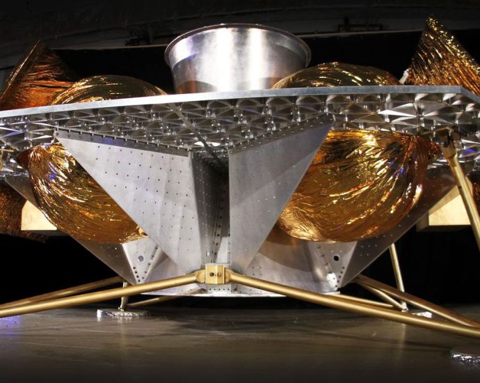 SpaceX Falcon Heavy launch of private Griffin moon lander delayed to 2026