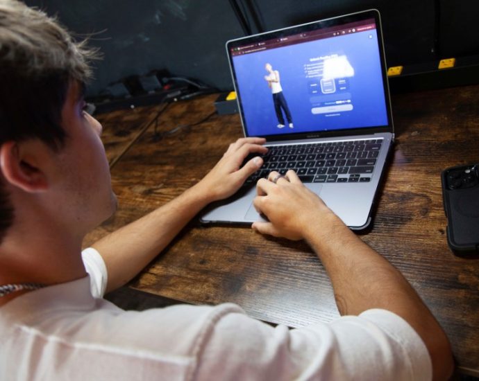 character.ai-is-banning-minors-from-interacting-with-its-chatbots