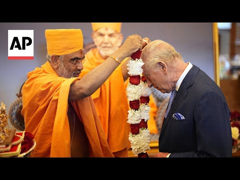 king-charles-iii-and-queen-camilla-visit-the-hindu-temple-in-neasden