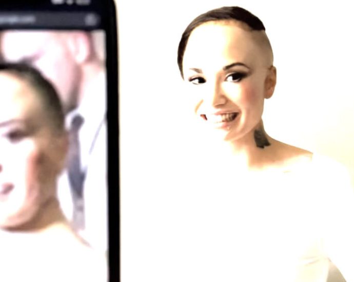 demi-lovato-unleashes-poot-for-halloween-and-the-internet-can’t-handle-it