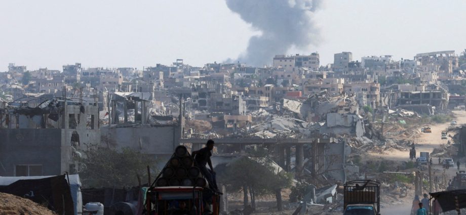 live:-israel-bombs-south-gaza-as-palestinians-live-ceasefire-without-peace