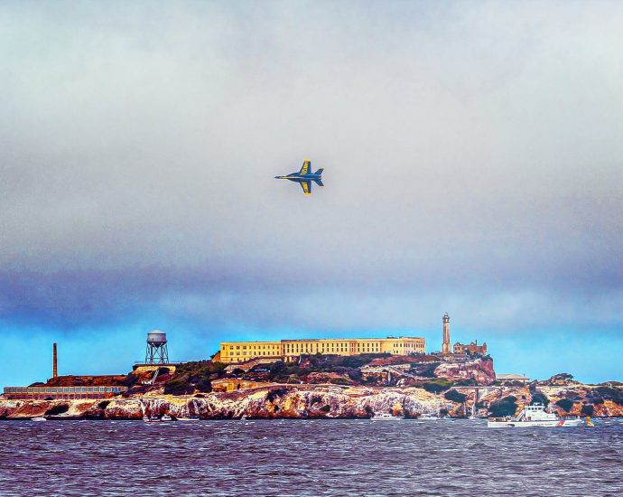 us-air-force-vs.-us-navy:-how-do-the-fleets-compare?