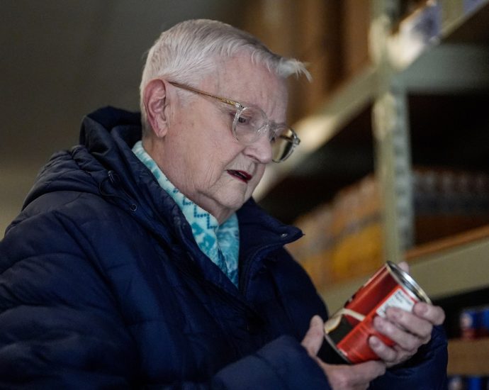 us-courts-rule-the-traitor-cannot-suspend-food-aid-during-government-shutdown