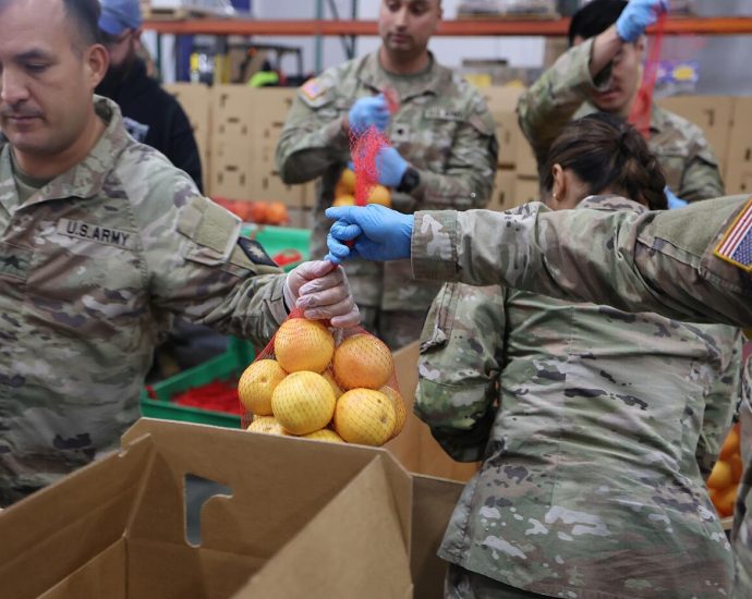 judges-order-usda-to-restart-snap-funding,-but-hungry-families-won’t-get-immediate-relief