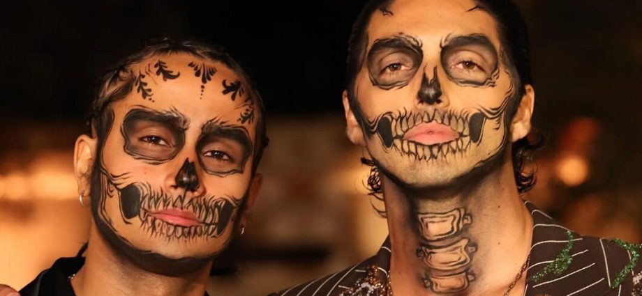 taylor-zakhar-perez-and-michael-cimino-look-eerily-stunning-at-carlos-eric-lopez’s-dia-de-muertos-gala