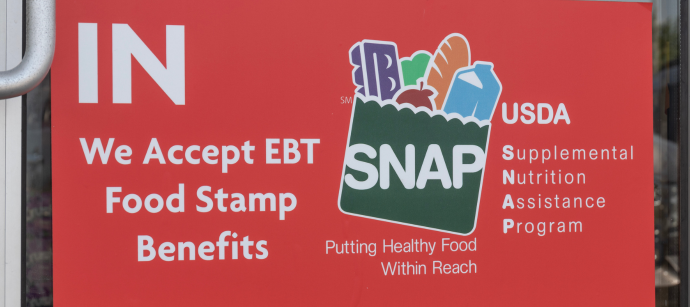 democrats-and-republicans-clash-over-snap-contingency-funds