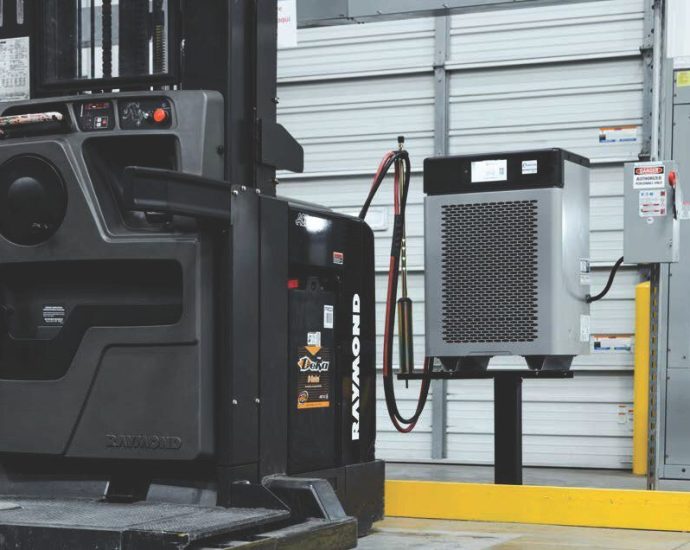 toyota-material-handling-invests-in-advanced-charging-technologies-to-advance-electric-equipment