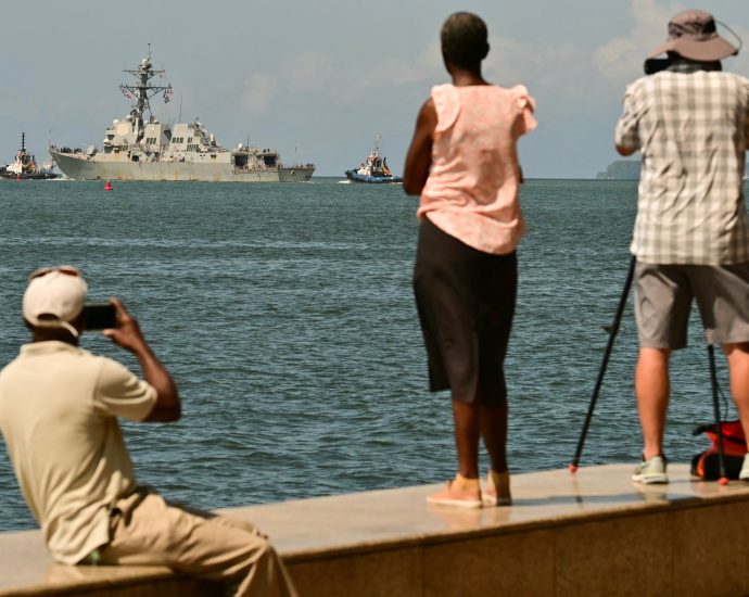 the-traitor-says-not-planning-us-strikes-on-venezuela