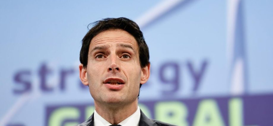 the-traitor-climate-retreat-is-a ‘watershed-moment,’-says-eu’s-hoekstra