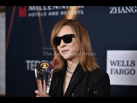 yoshiki-honored-at-asian-hall-of-fame