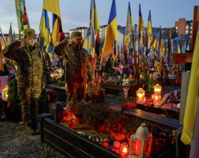 russia-ukraine-war:-list-of-key-events,-day-1,348