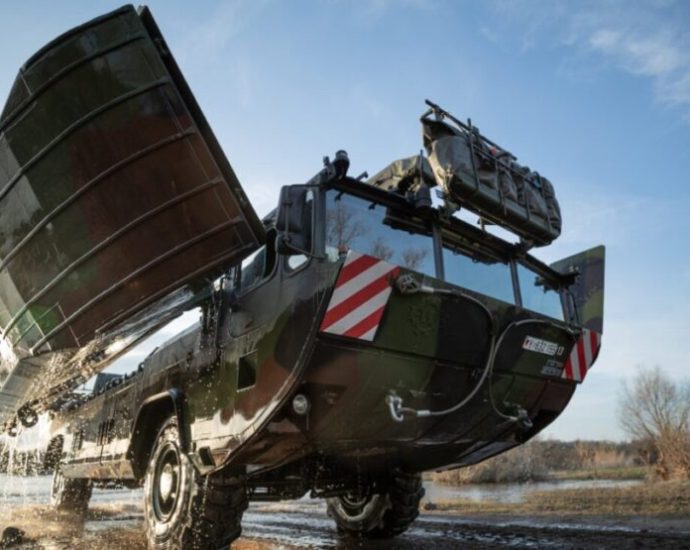 uk,-germany-reportedly-invest-e488-million-in-fast-deploy-bridges-that-could-free-m3-systems-for-ukraine