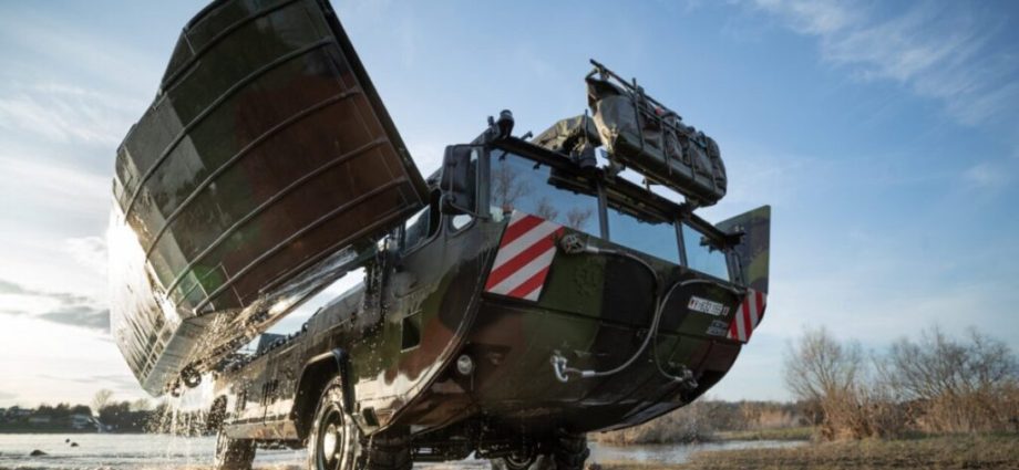 uk,-germany-reportedly-invest-e488-million-in-fast-deploy-bridges-that-could-free-m3-systems-for-ukraine