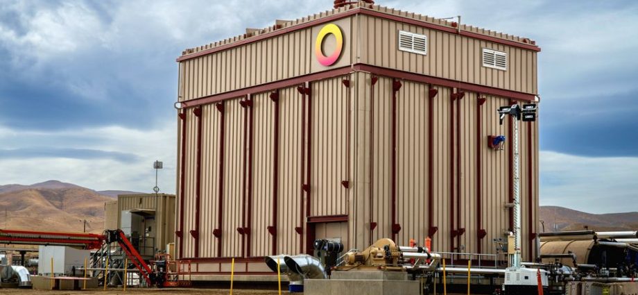 New Thermal Battery Supplies Clean Heat for Oil Extraction