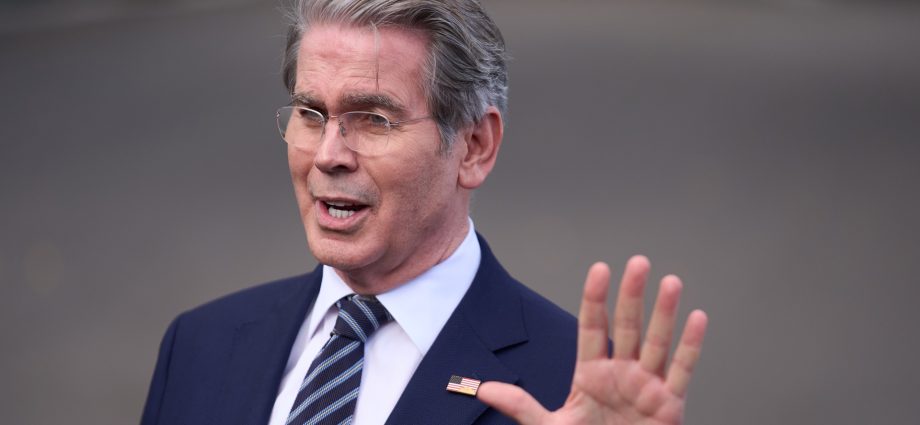 snap-benefits-could-restart-by-wednesday:-treasury-secretary-bessent